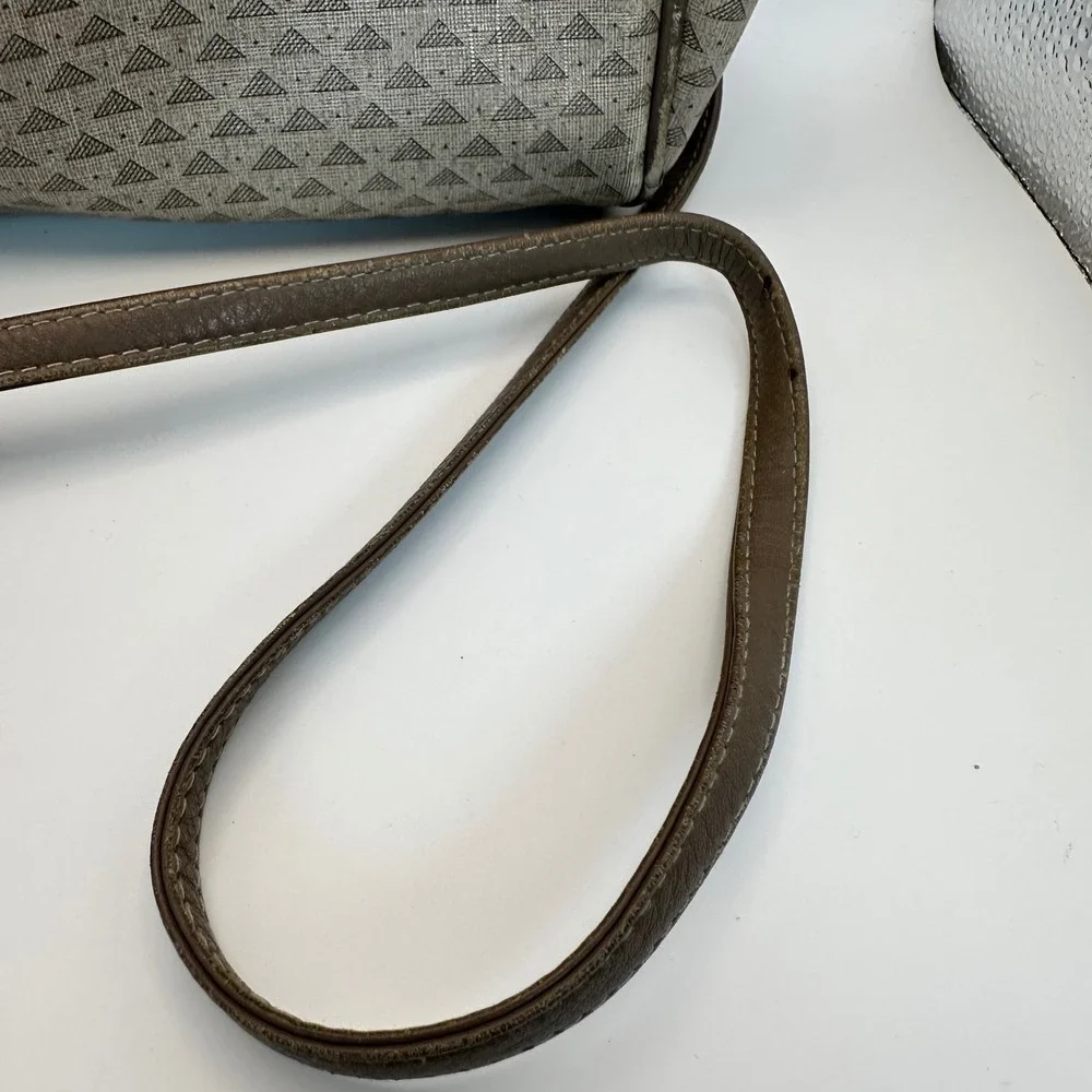 Liz Claiborne Crossbody Bag Womens Medium Tan Geometric Vintage Preppy 80s